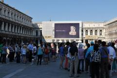 03_giant-advertising-venice_bulgari