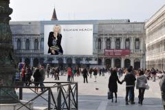16_giant-advertising-venice_heach