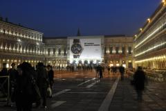20_giant-advertising-venice_iwc