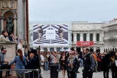 27_giant-advertising-venice_maxmara