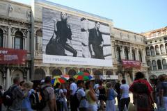 57_giant-advertising-venice_trussardi