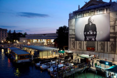 2018_15_giant-advertising-scalzi-church-venice-Richmond