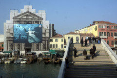 43_giant-advertising-scalzi-church-venice_moncler