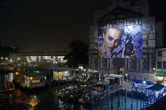 50_giant-advertising-scalzi-church-venice_tomford