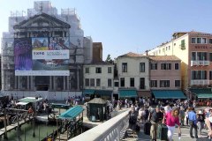 64_giant-advertising-scalzi-church-venice_expo