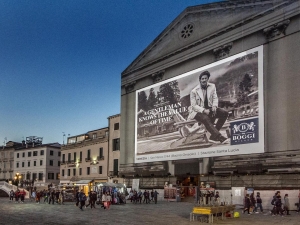 0015_giant-advertising-riva-degli-schiavoni-chiesa-della-pieta-venice_Boggi