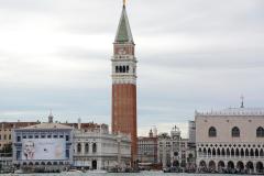 18_giant-advertising-zecca-palace-venice_jlc