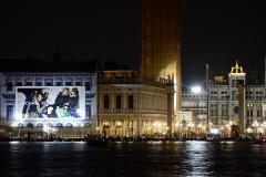 24_giant-advertising-zecca-palace-venice_kors