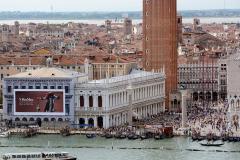 33_giant-advertising-zecca-palace-venice_maxmara