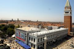 53_giant-advertising-zecca-palace-venice_prada_