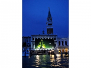 13_giant-advertising-zecca-palace-venice_heineken